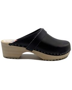 World of Clogs UK | Toffeln Nursing Shoes | Sanita Wooden Clogs | Crocs ...